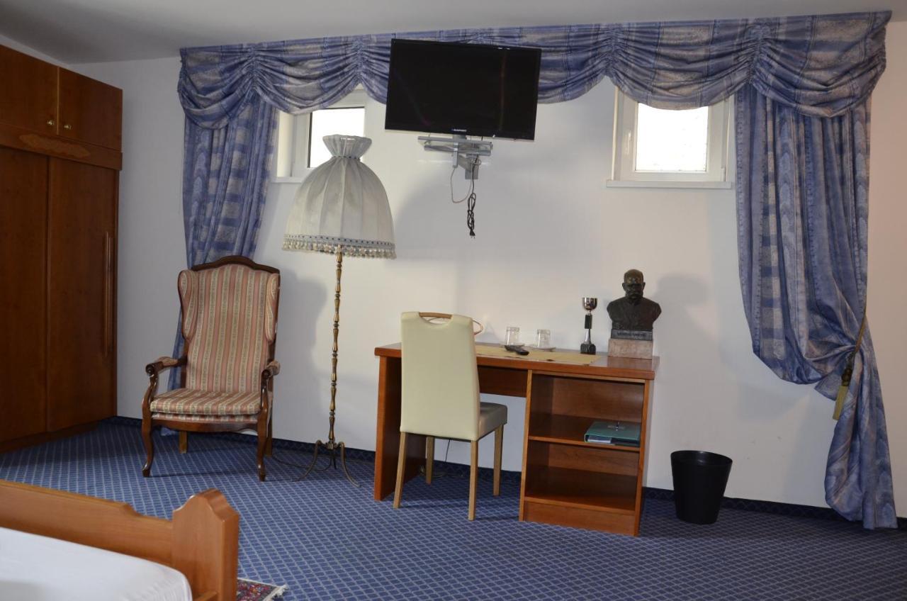 Cityhotel Ratheiser Klagenfurt am Woerthersee ภายนอก รูปภาพ