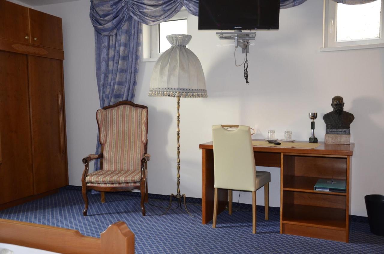 Cityhotel Ratheiser Klagenfurt am Woerthersee ภายนอก รูปภาพ