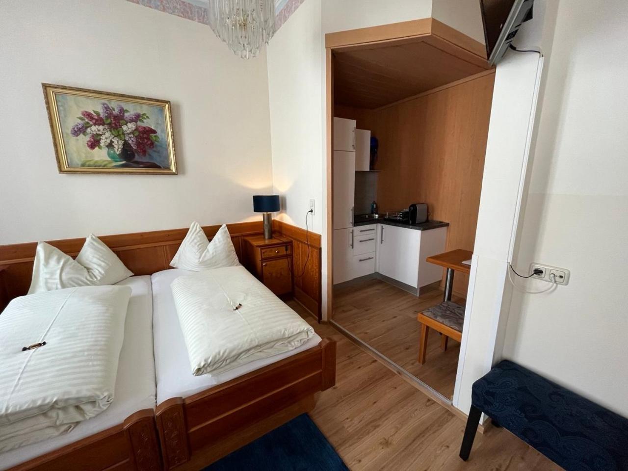 Cityhotel Ratheiser Klagenfurt am Woerthersee ภายนอก รูปภาพ